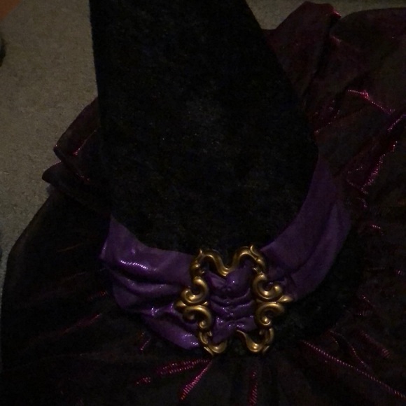 Witch hat - Picture 2 of 3